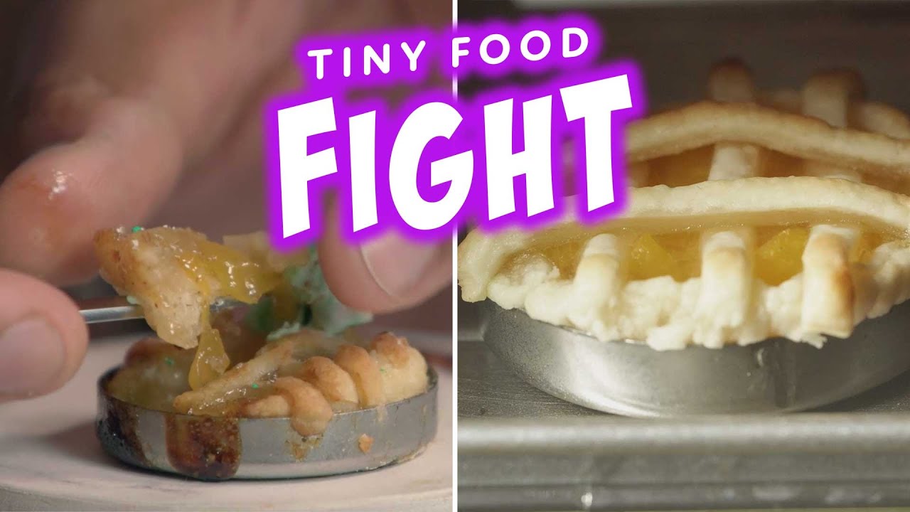 This Is The Smallest Peachy Pear Pie : Tiny Food Fight : Discovery+